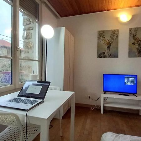 Super Appartement Au Centre Ville De Rosny Sous Bois Exterior foto