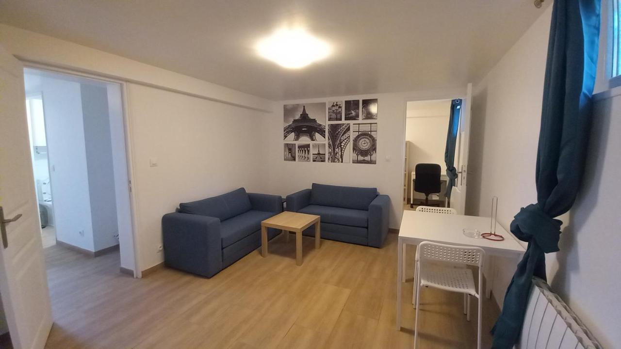 Super Appartement Au Centre Ville De Rosny Sous Bois Exterior foto